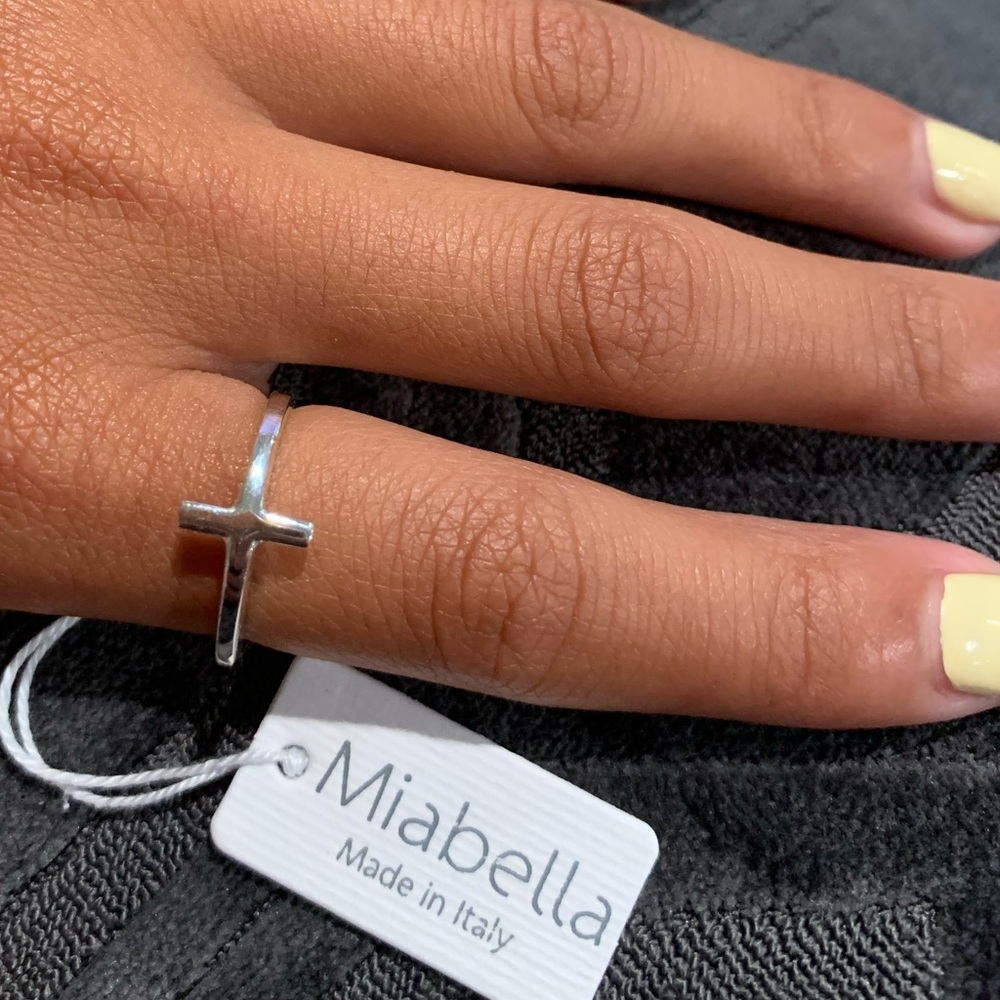 NWT Sterling silver cross ring size 5
